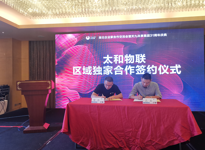 市场上的商品是不是都要做二维码？